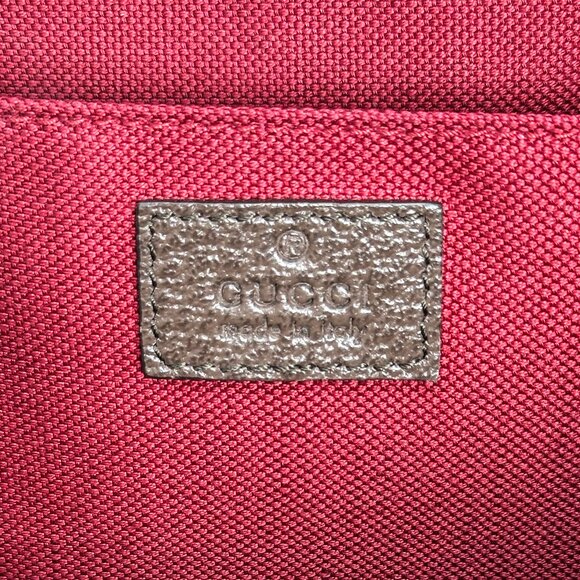 Gucci 658542 GG Supreme Messenger Bag - Picture 7 of 12